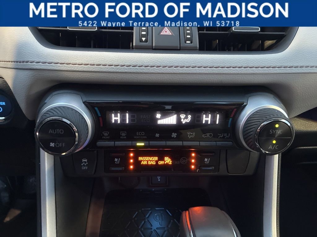 Used 2021 Toyota RAV4 Limited image 20