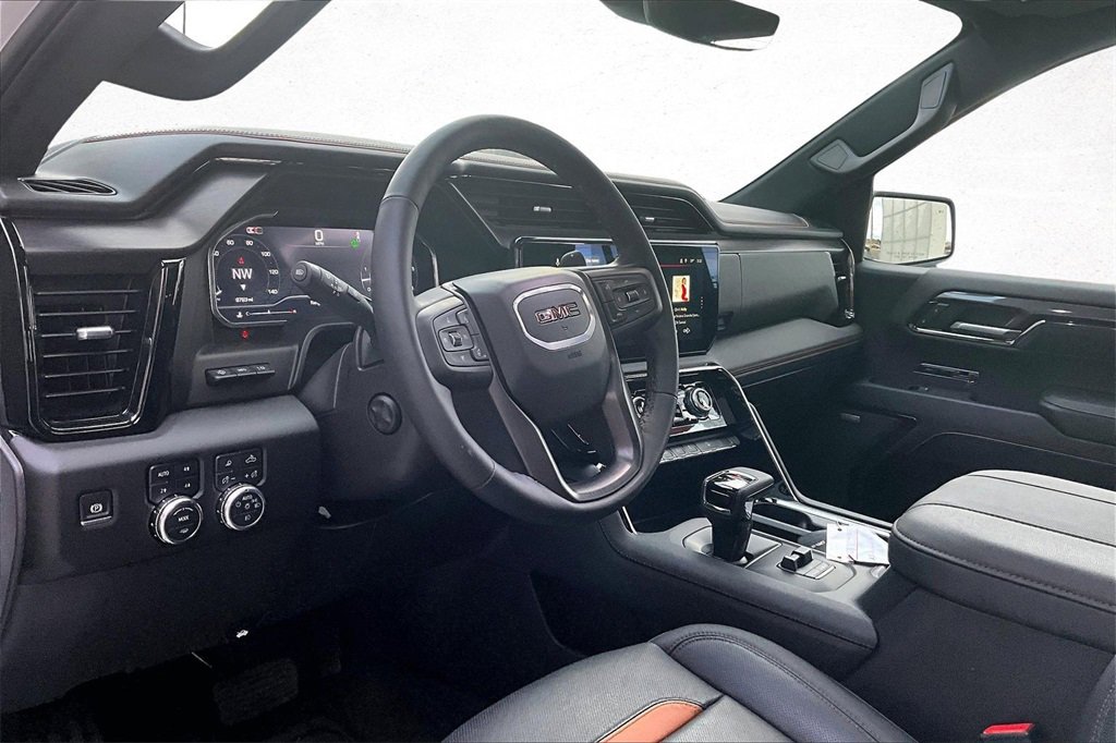 Used 2025 GMC Sierra 1500 AT4 w/ AT4 Premium Package image 17