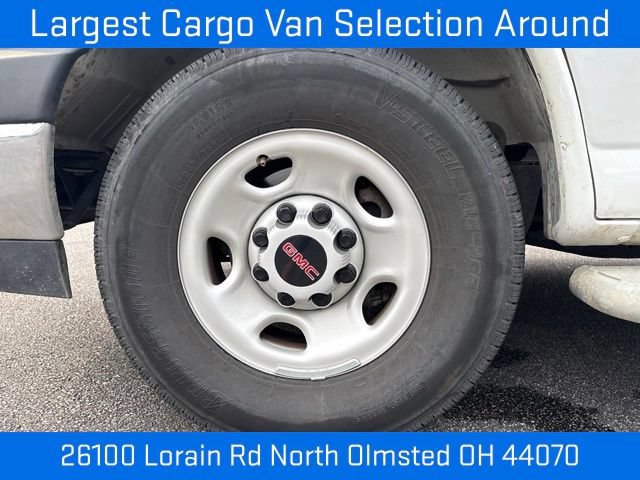 Used 2025 GMC Savana 2500 w/ Driver Convenience Package RWD image 17