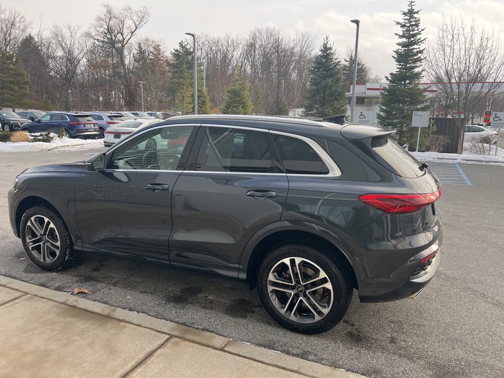 Used 2025 Audi Q5 Premium Plus image 45
