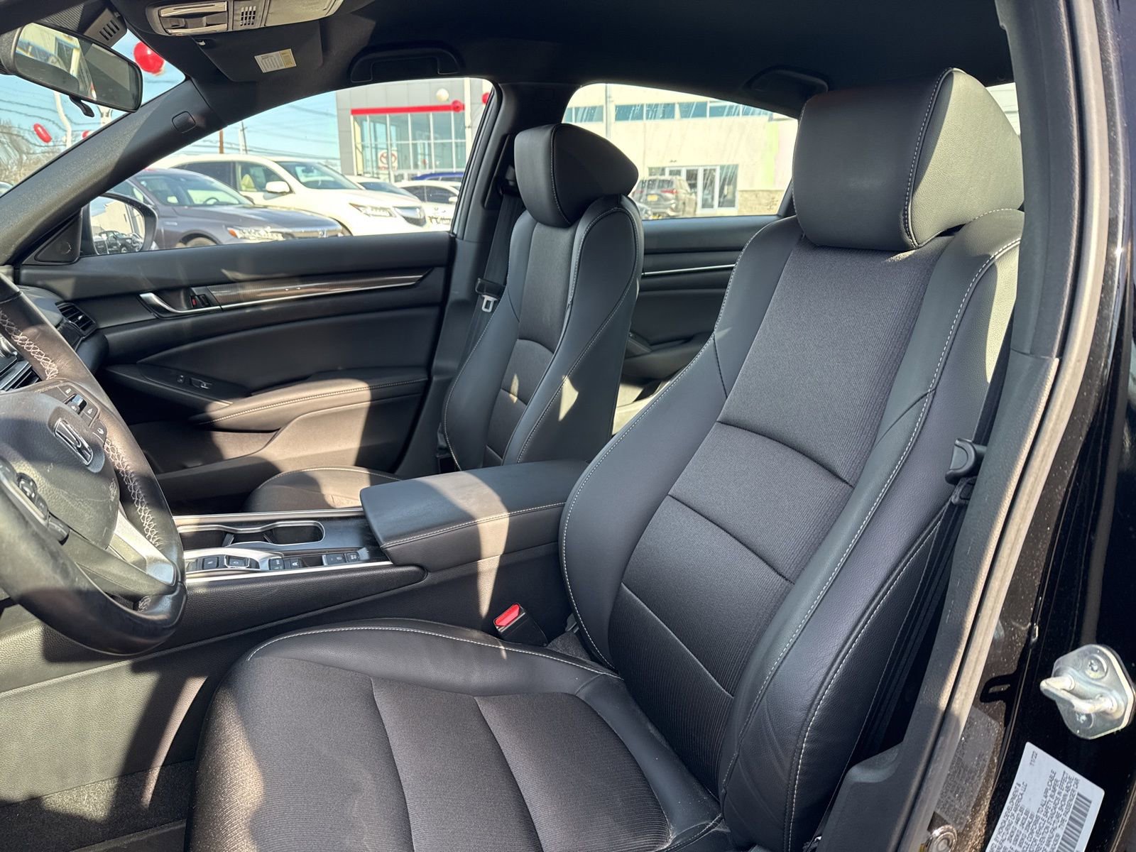 Used 2022 Honda Accord Sport image 12