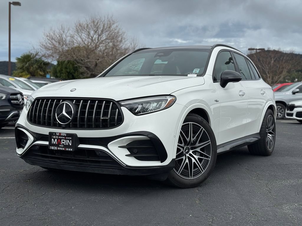 Used 2025 Mercedes-Benz GLC 43 AMG 4MATIC image 2