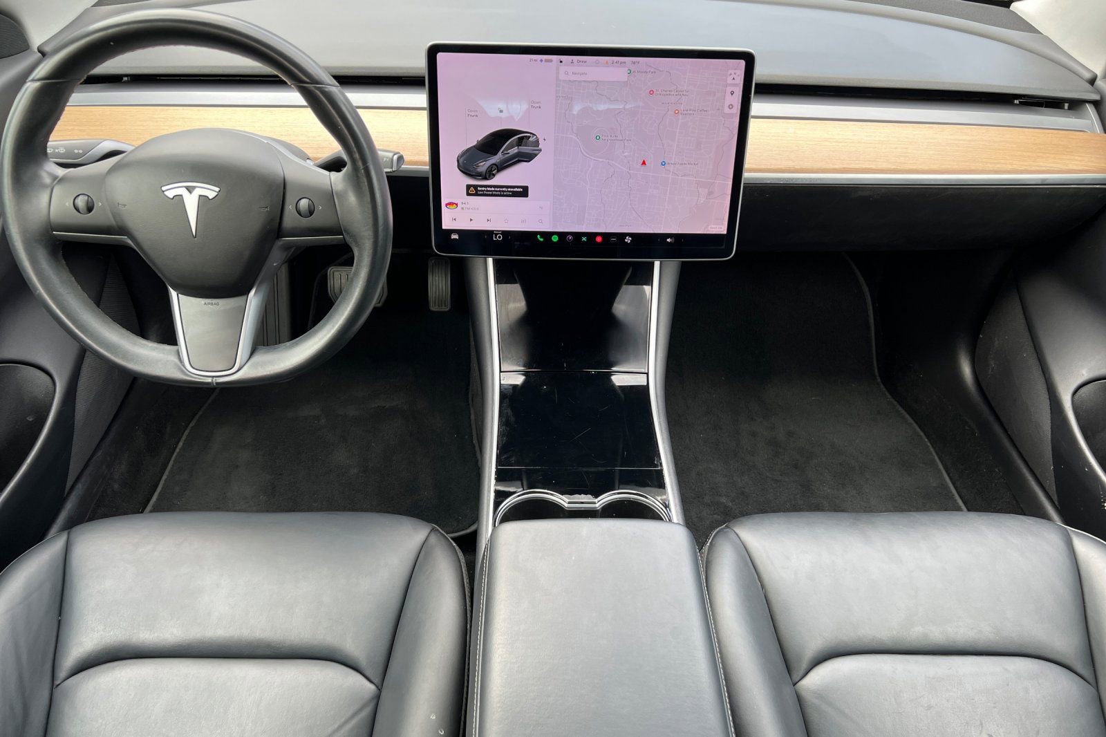 Used 2019 Tesla Model 3 Standard Range image 18