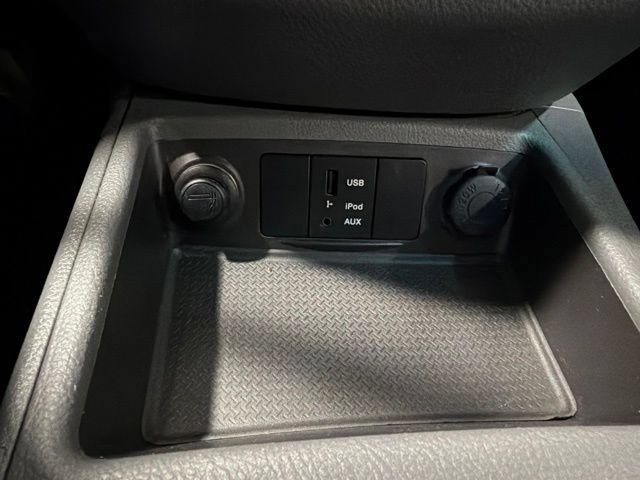 Used 2011 Hyundai Santa Fe GLS FWD image 21