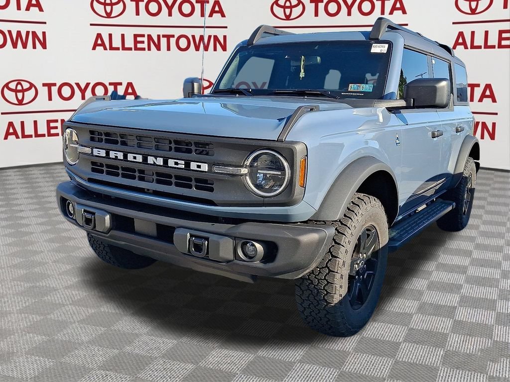 Used 2024 Ford Bronco Black Diamond AWD/4WD image 3