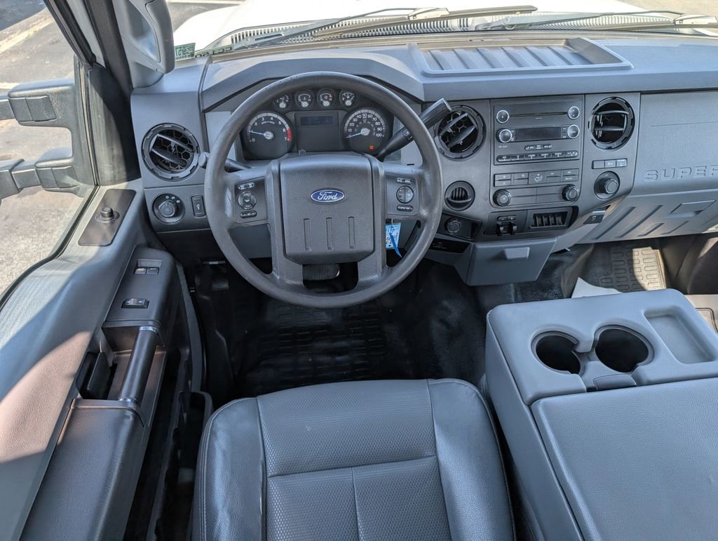 Used 2015 Ford F250 XL w/ Power Equipment Group image 8