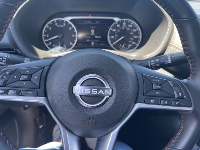 Used 2025 Nissan Sentra SR FWD image 40