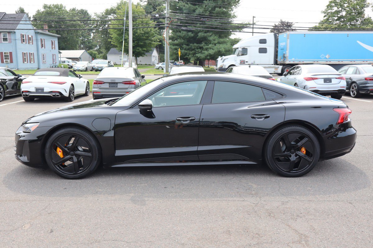 Used 2023 Audi RS e-tron GT w/ Carbon Performance Package AWD/4WD image 8