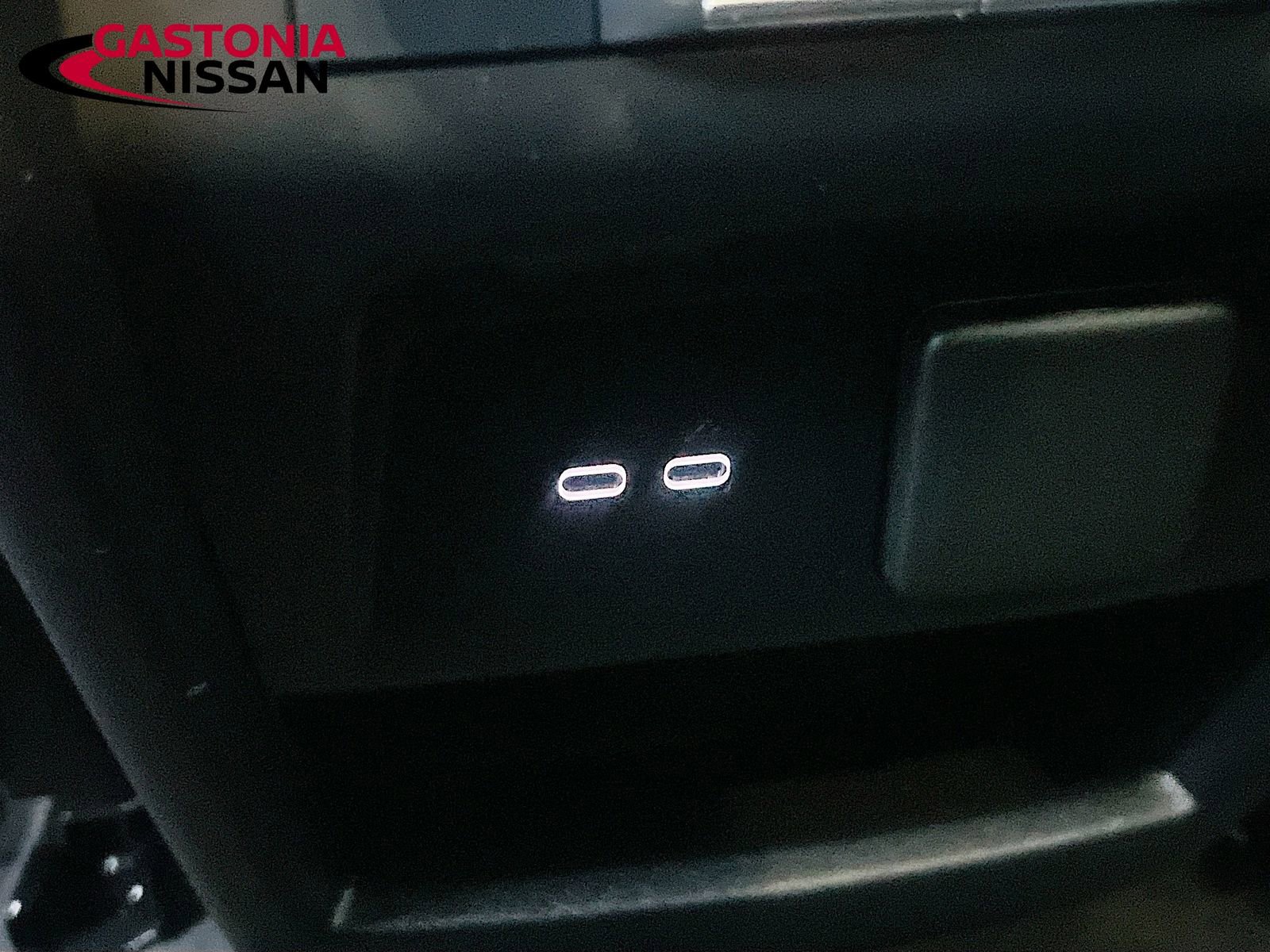 Used 2025 GMC Acadia Elevation image 34