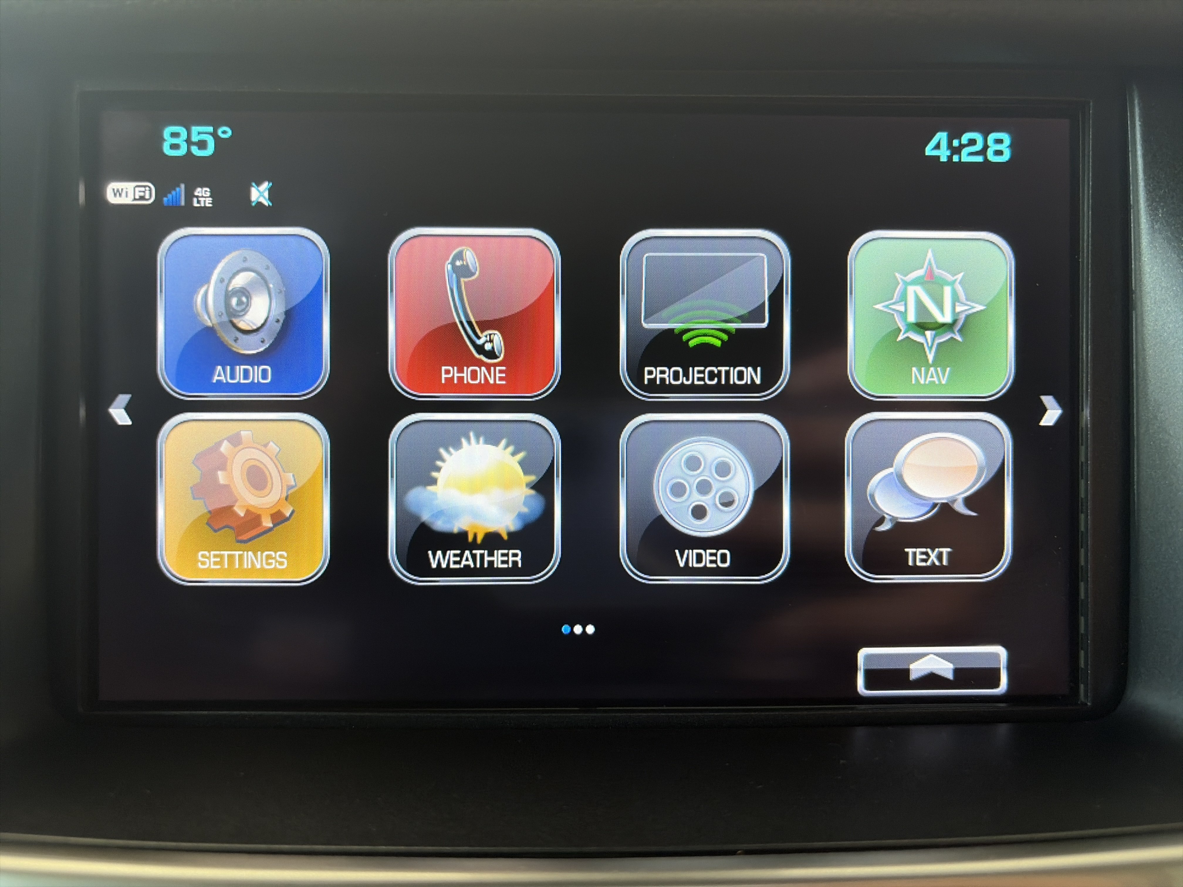 Used 2019 Chevrolet Suburban Premier AWD/4WD image 21