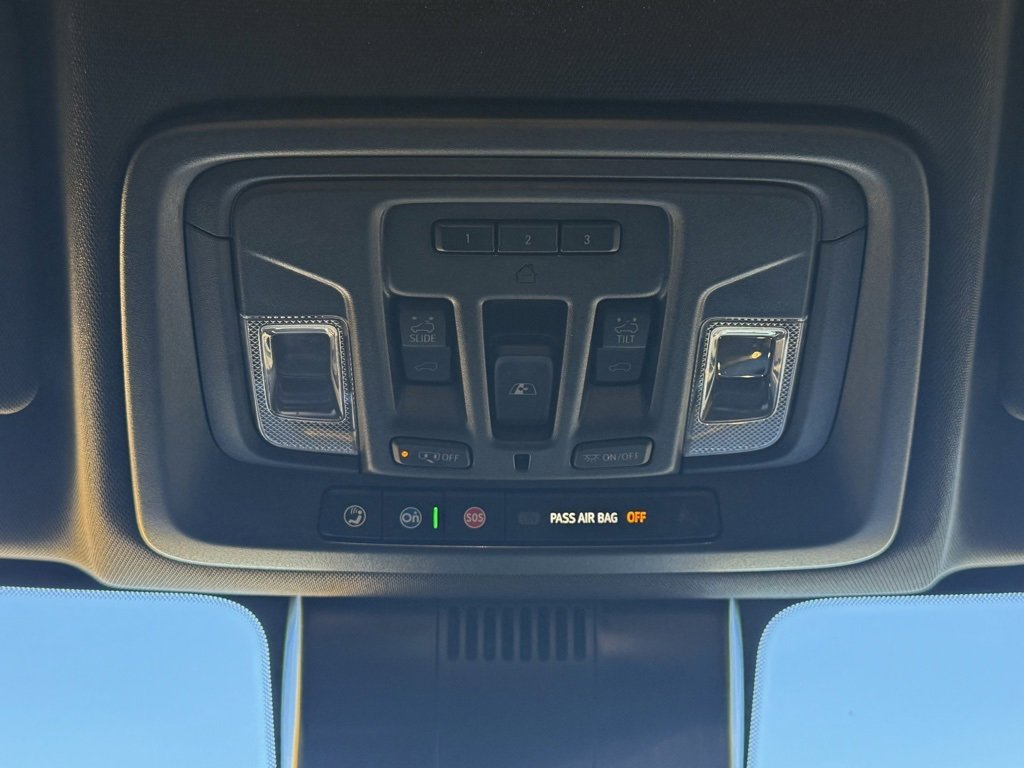 Used 2025 Chevrolet Silverado 1500 High Country w/ High Country Premium Package image 29