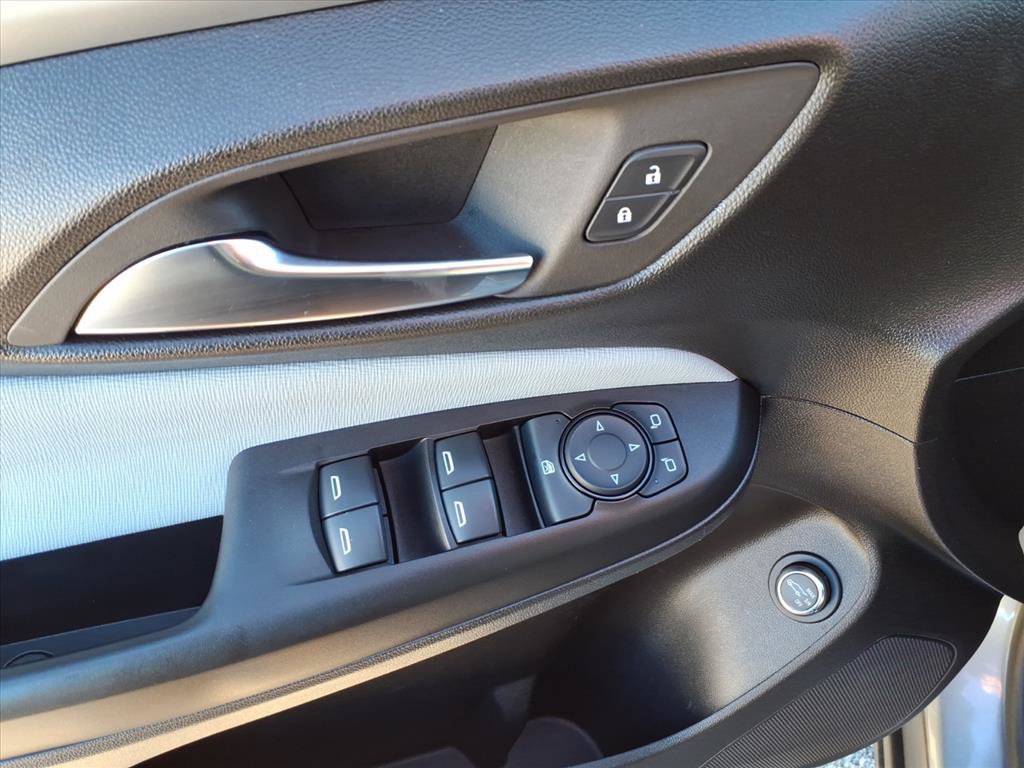 Used 2024 Buick Envista Preferred w/ Convenience I Package FWD image 18