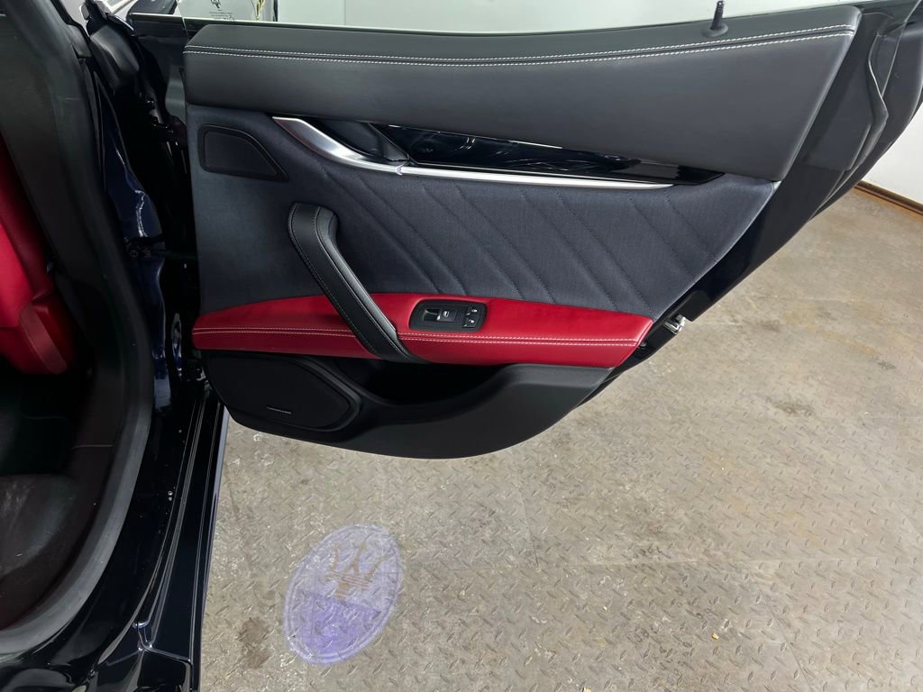 Used 2021 Maserati Ghibli S GranLusso image 28