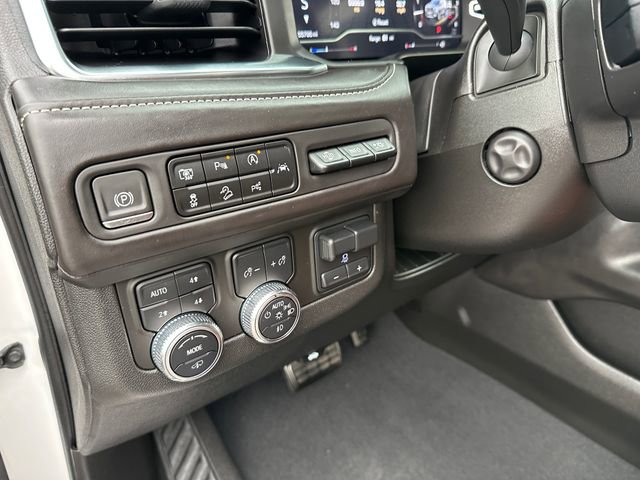 Used 2023 GMC Yukon XL Denali Ultimate image 28