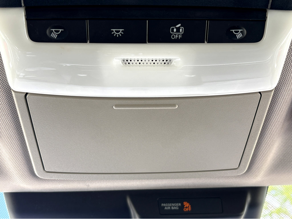 Used 2024 Mitsubishi Outlander SE image 38