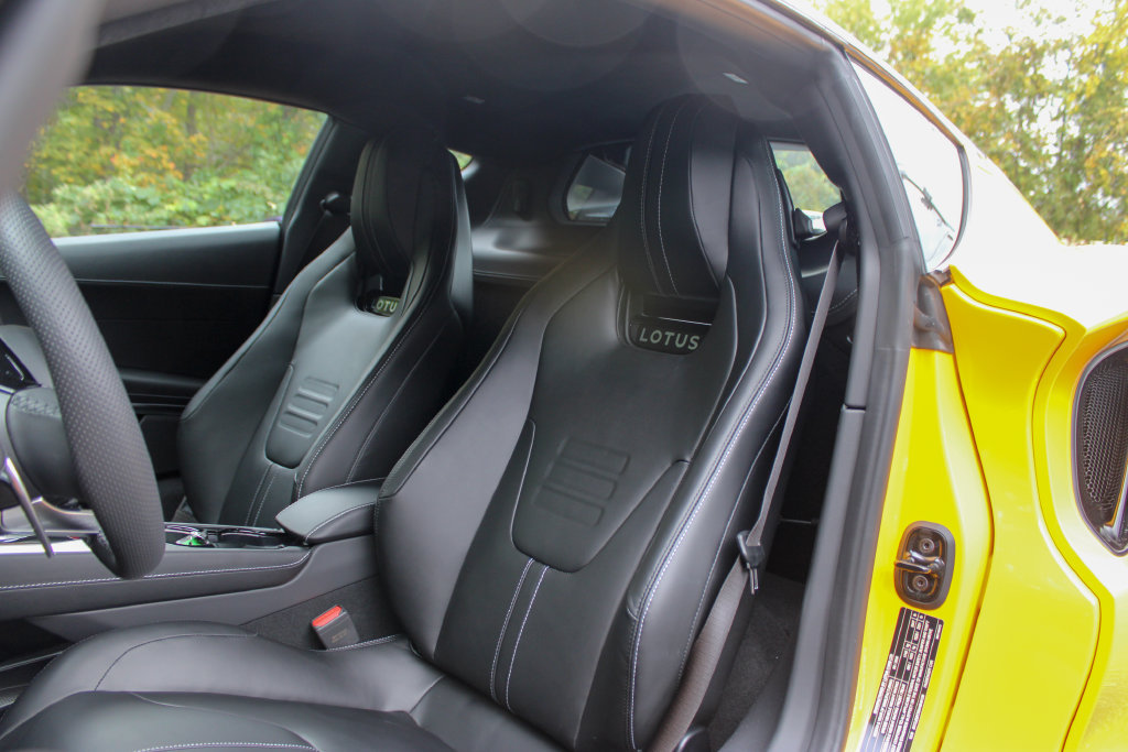New 2027 Lotus Emira SE RWD image 8