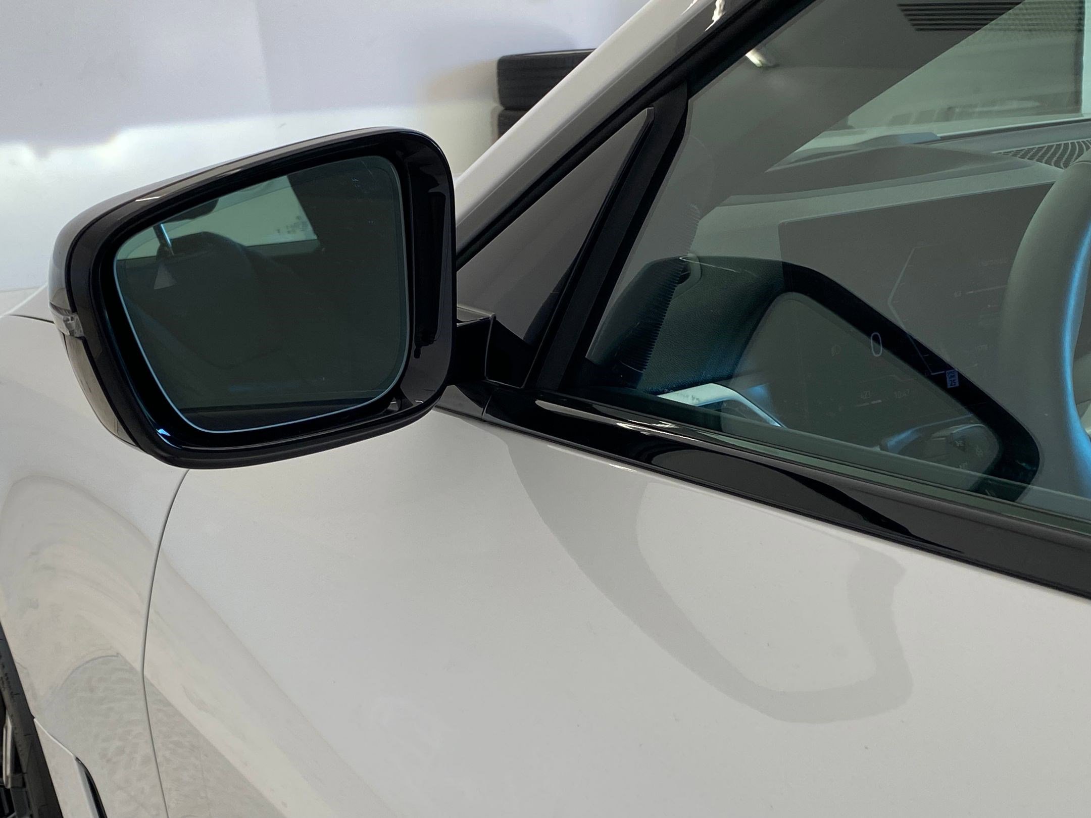 Certified 2025 BMW 430i xDrive w/ M Sport Package image 21