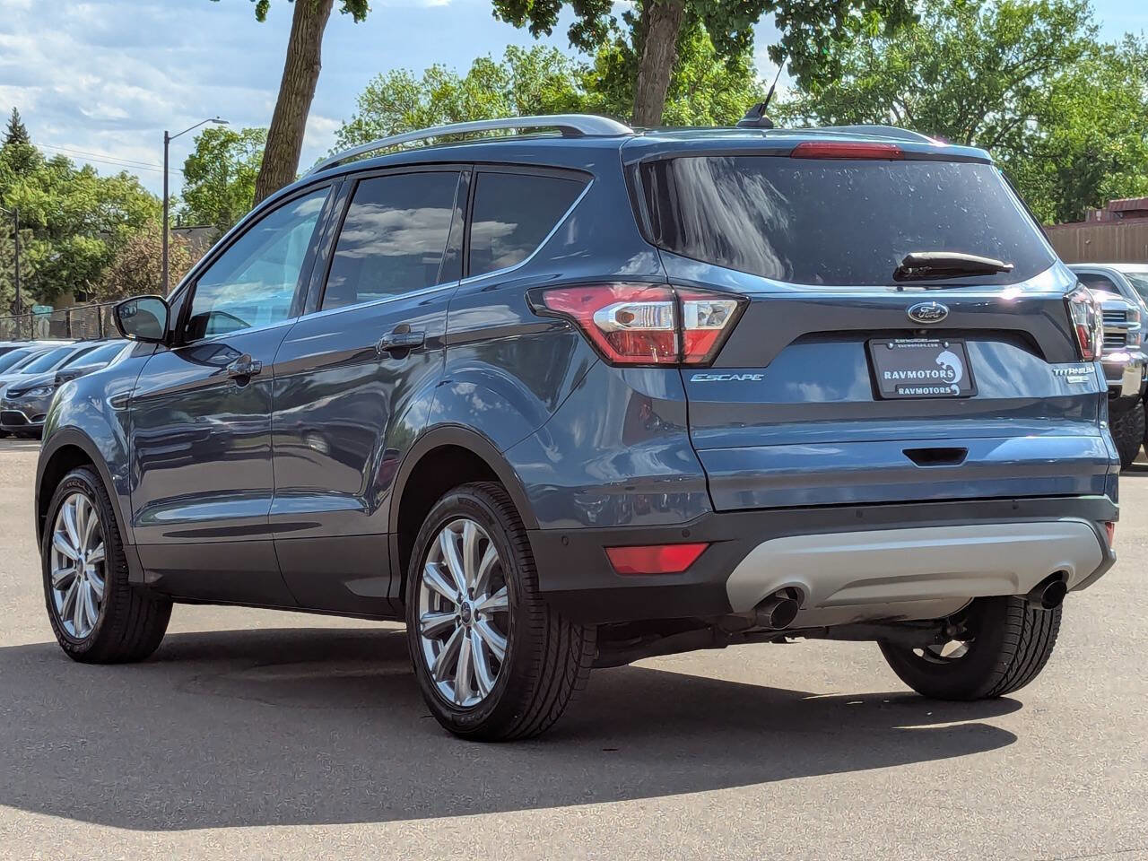 Used 2018 Ford Escape Titanium AWD/4WD image 10