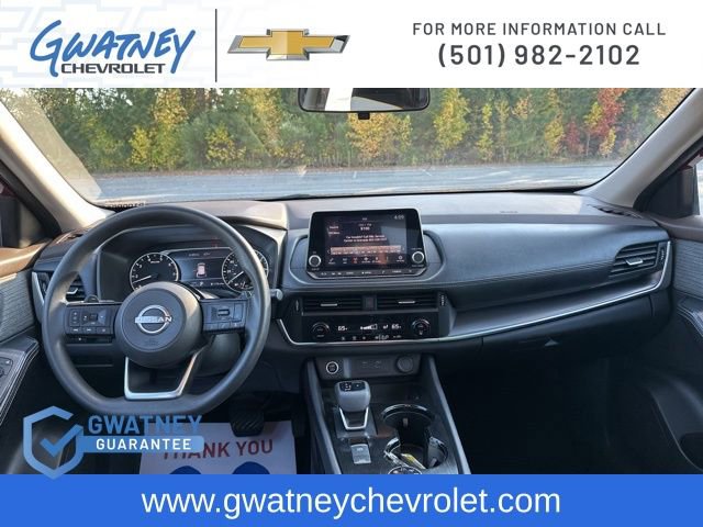 Used 2023 Nissan Rogue SV image 23