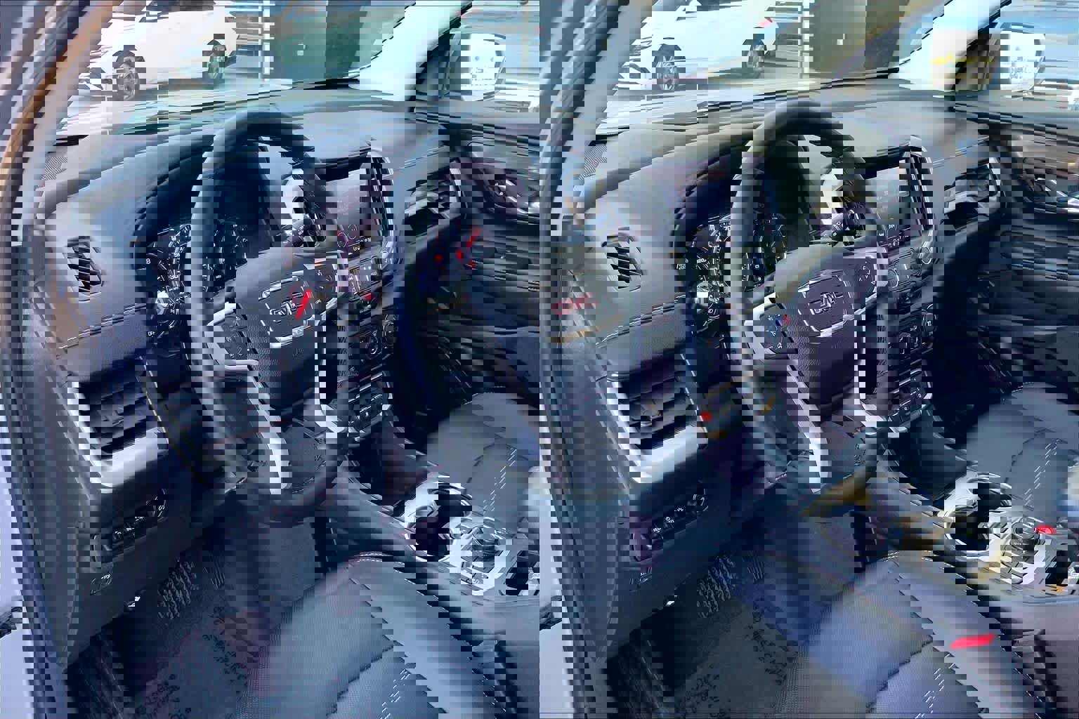 Used 2024 GMC Terrain Denali w/ Denali Premium Package image 15