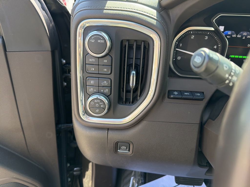 Used 2023 GMC Sierra 2500 Denali w/ Denali Ultimate Package image 17