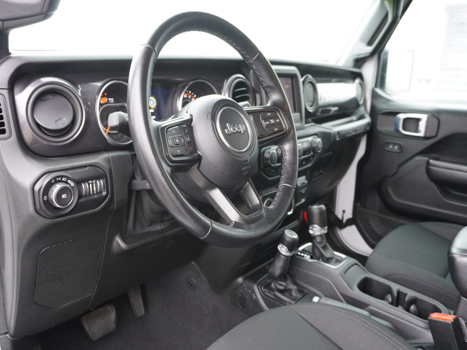 Used 2021 Jeep Wrangler Unlimited Sport image 19