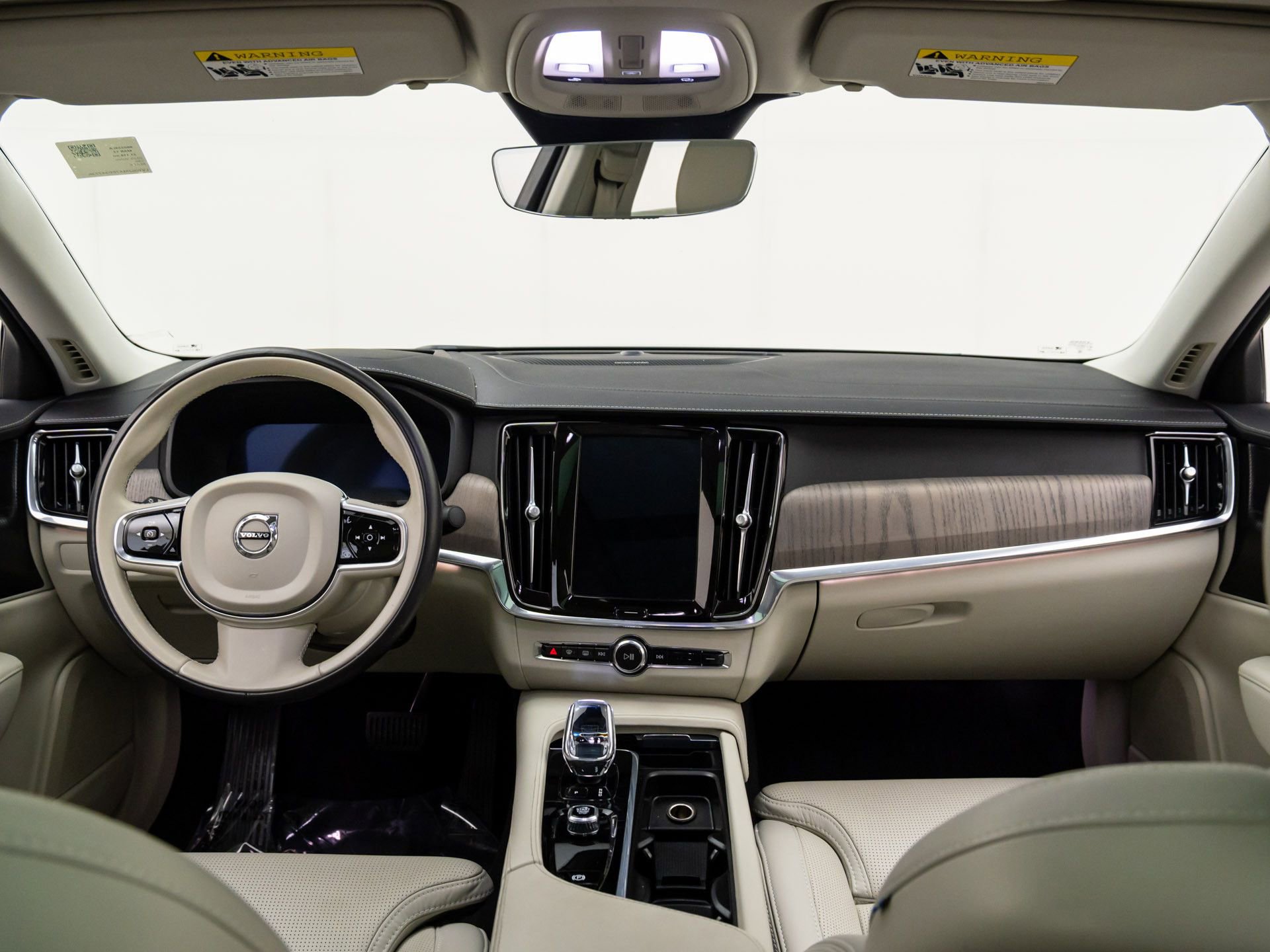 Used 2023 Volvo S90 B6 Ultimate image 11