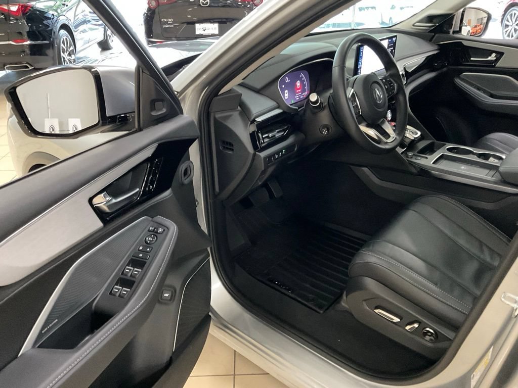 Certified 2026 Acura MDX w/ Technology Package AWD/4WD image 10