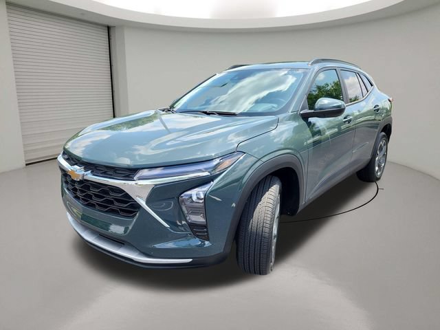 New 2026 Chevrolet Trax LT w/ LT Convenience Package FWD image 3