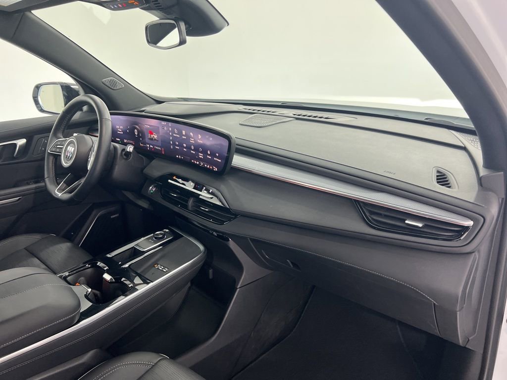 Used 2025 Buick Enclave Sport Touring FWD image 25