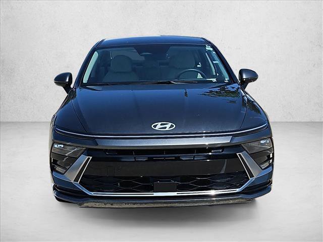 Used 2025 Hyundai Sonata SEL FWD image 2