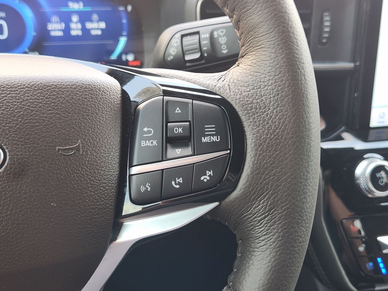 Used 2022 Ford Explorer King Ranch RWD image 27