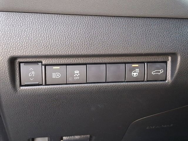 Used 2021 Toyota Venza XLE w/ Softex Package AWD/4WD image 30