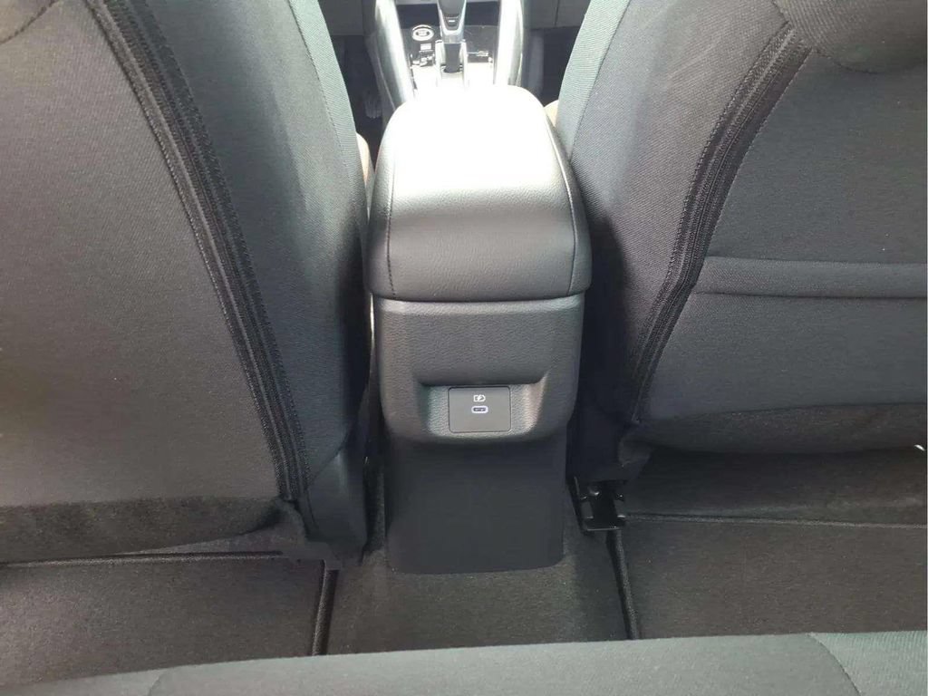 Used 2025 Nissan Versa SR w/ Trunk Package FWD image 17