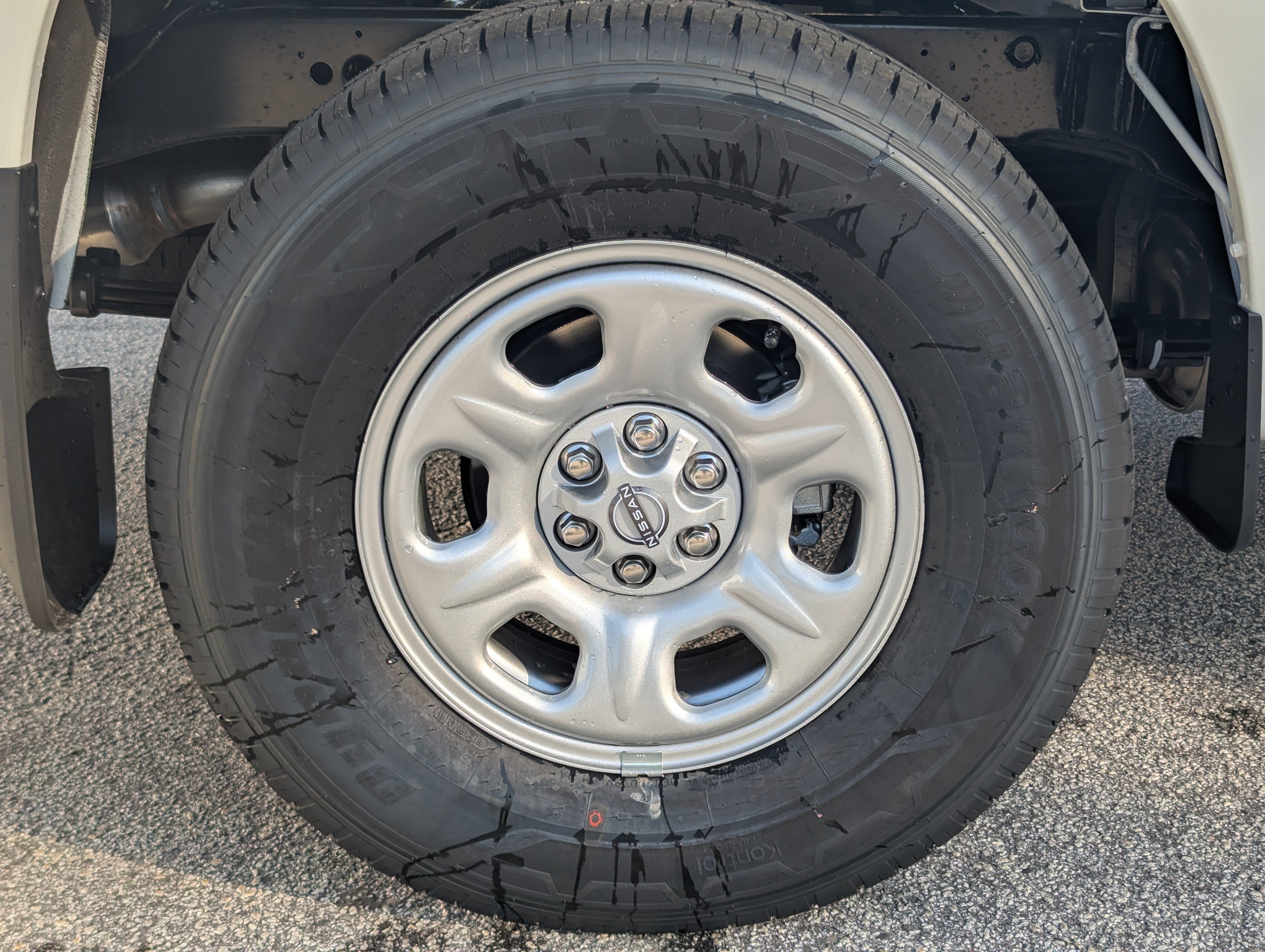 New 2026 Nissan Frontier S image 10