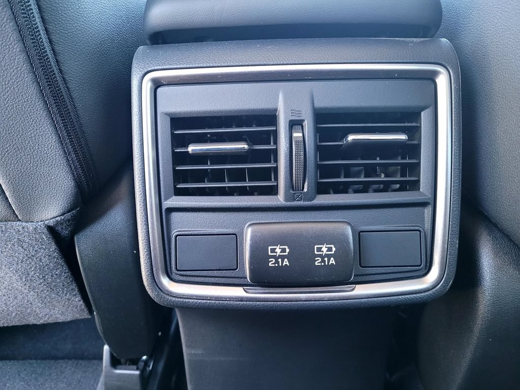 Used 2024 Subaru Forester Premium AWD/4WD image 13