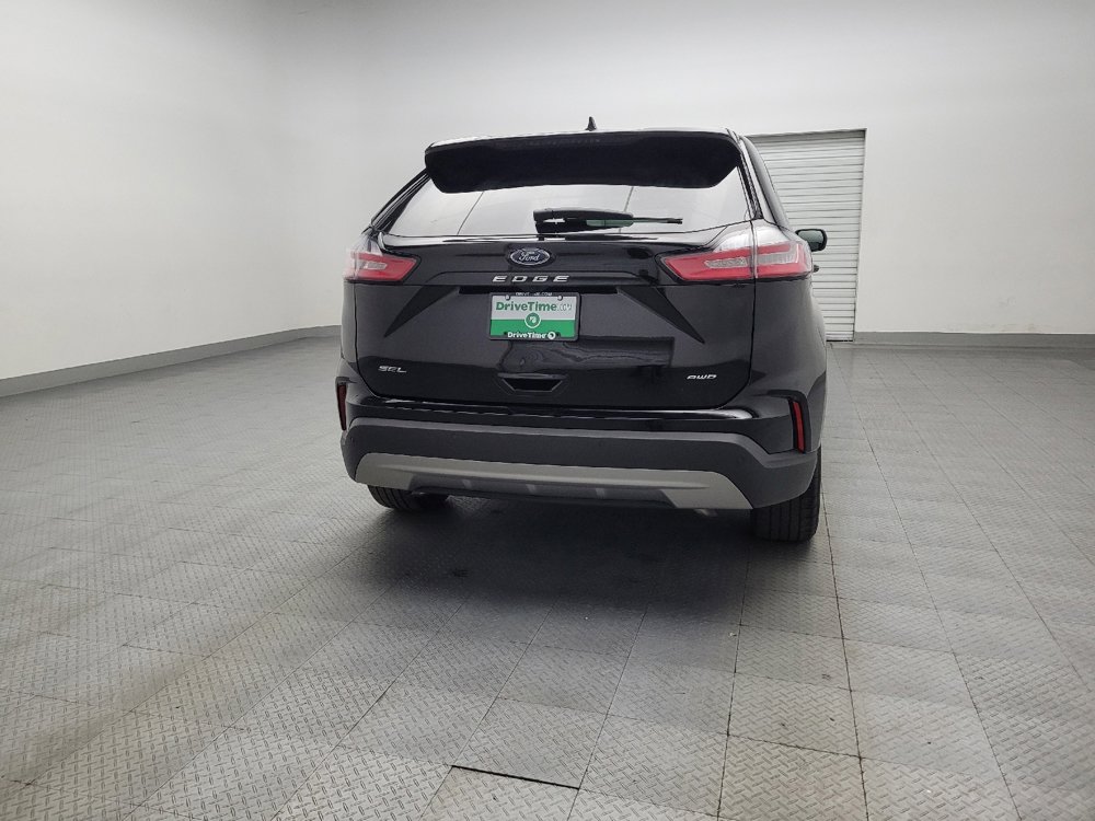 Used 2024 Ford Edge SEL image 7