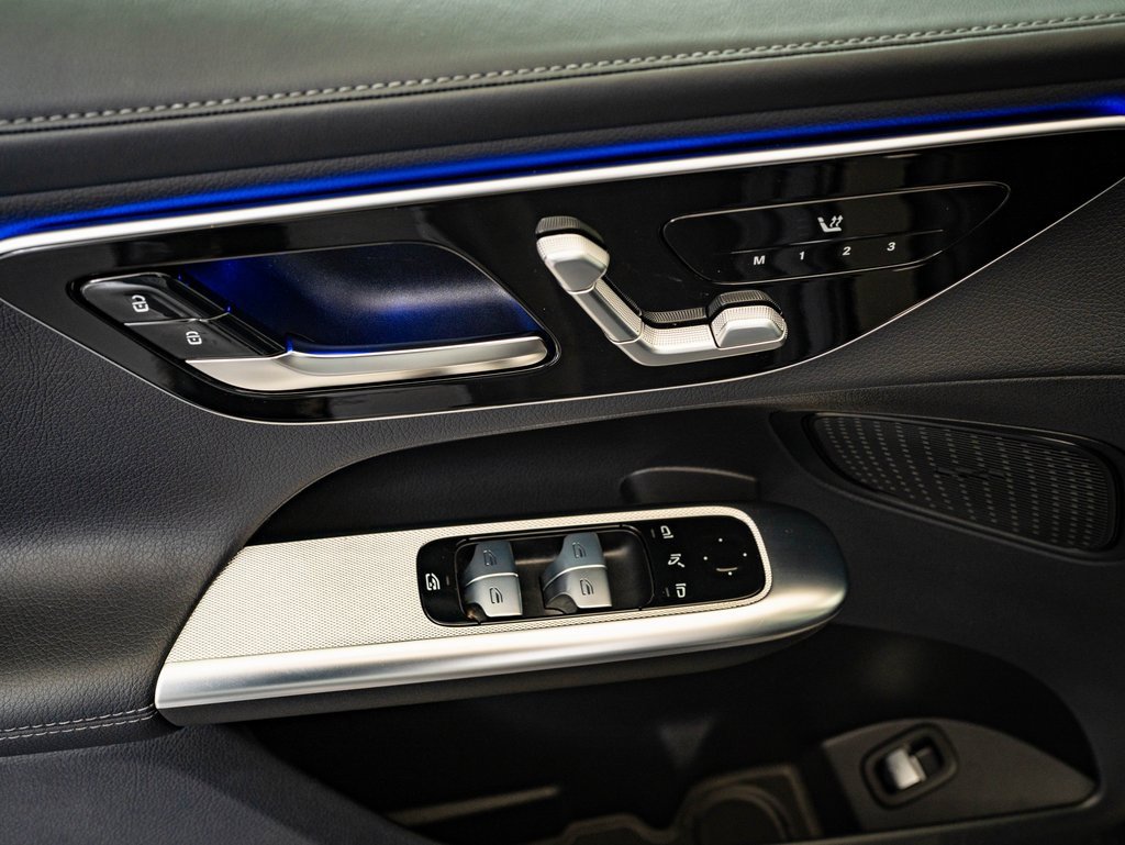 Certified 2025 Mercedes-Benz GLC 300 GLC 300 image 25