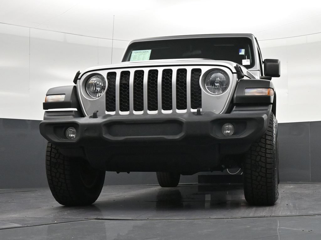 Used 2020 Jeep Gladiator Sport w/ Quick Order Package 24S AWD/4WD image 29