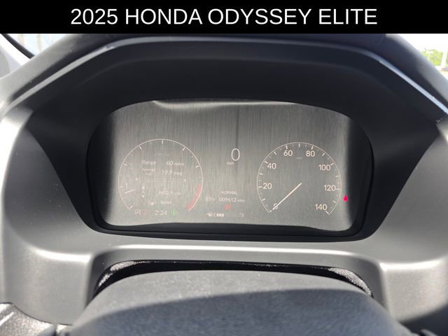 Used 2025 Honda Odyssey Elite image 32