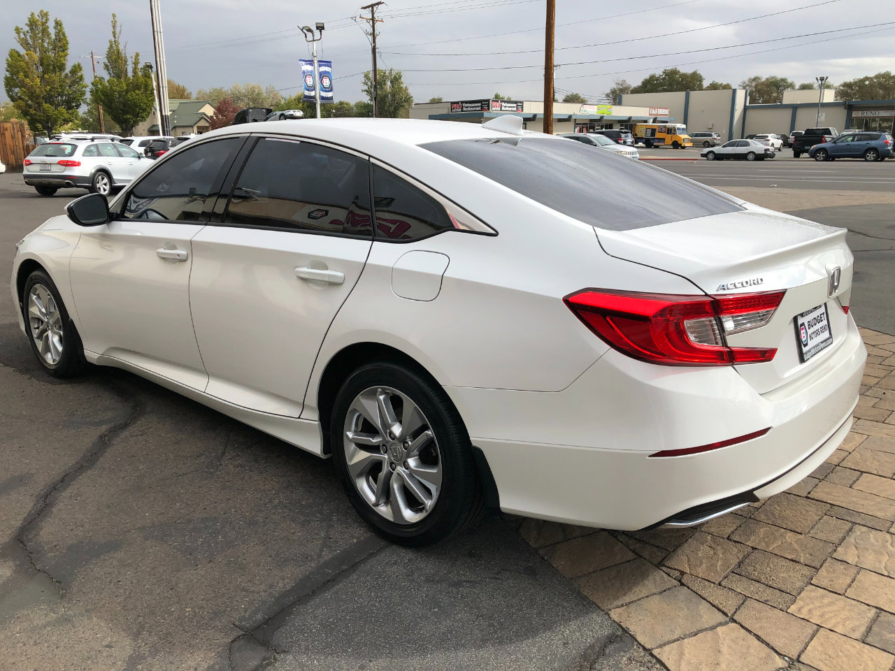 Used 2019 Honda Accord LX image 4