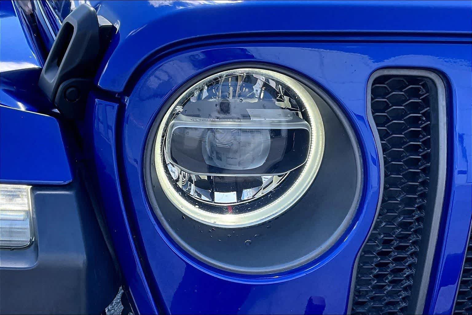 Used 2018 Jeep Wrangler Unlimited Rubicon AWD/4WD image 31