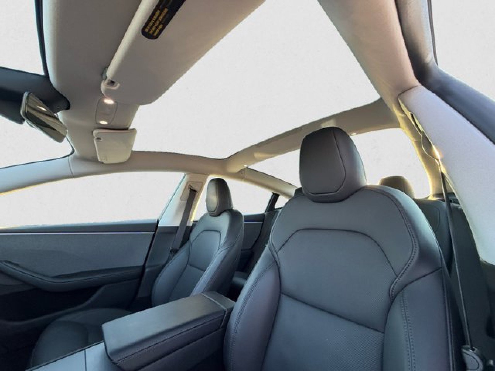 Used 2024 Tesla Model 3 Standard Range image 13