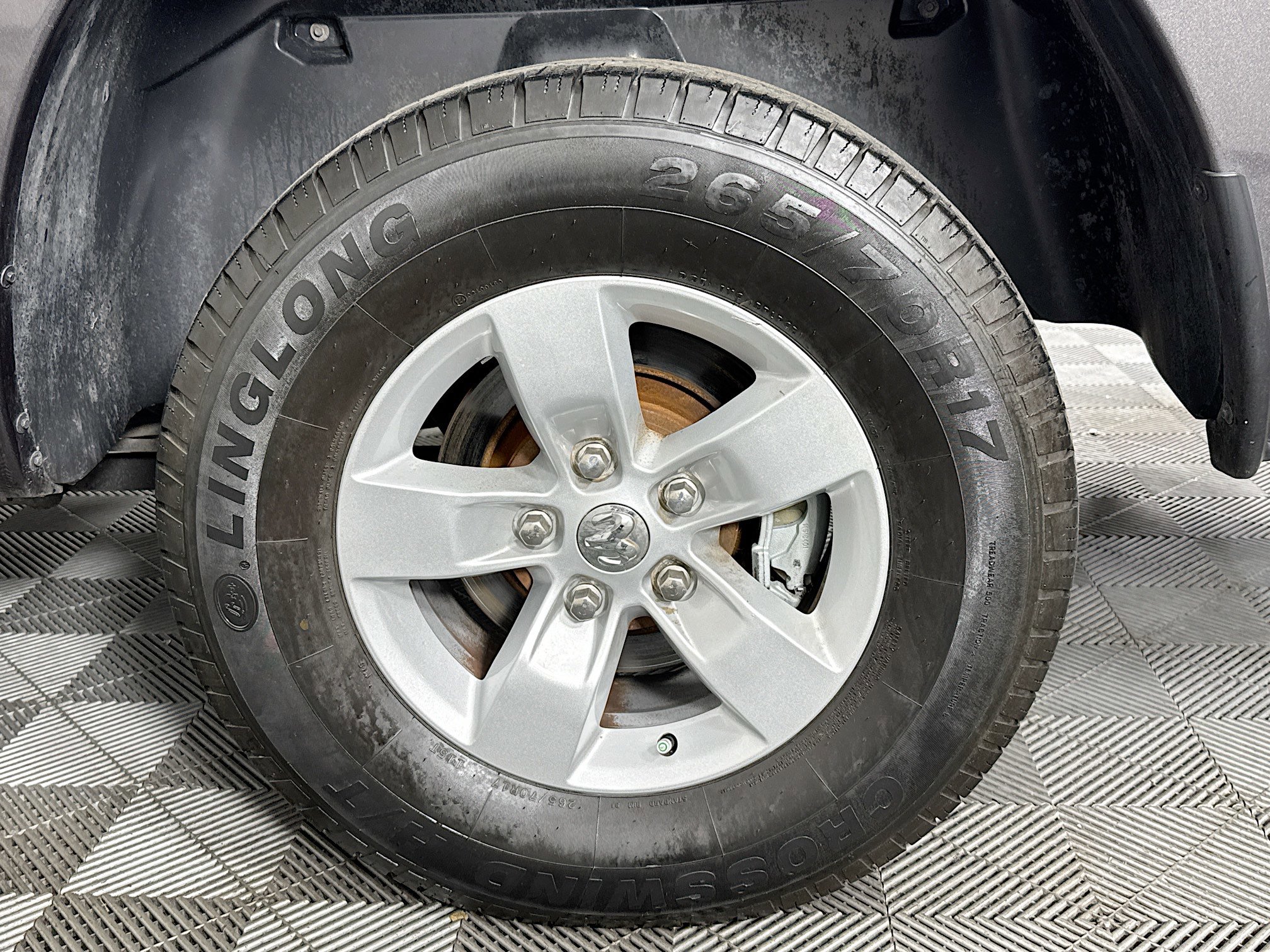 Used 2020 RAM 1500 Classic SLT image 35