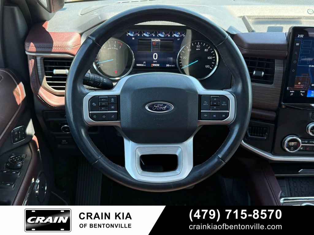 Used 2024 Ford Expedition Limited AWD/4WD image 12