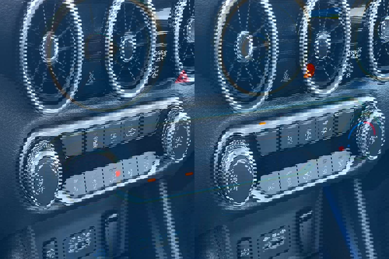 Used 2025 Nissan Sentra SV image 22