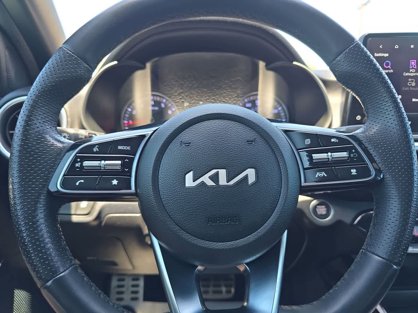 Used 2023 Kia Forte GT-Line w/ GT-Line Premium Package FWD image 27