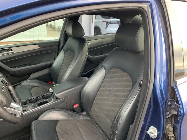 Used 2019 Hyundai Sonata Sport image 2