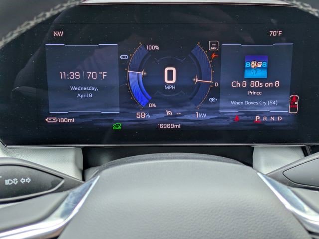 Certified 2025 Chevrolet Equinox EV LT FWD image 19