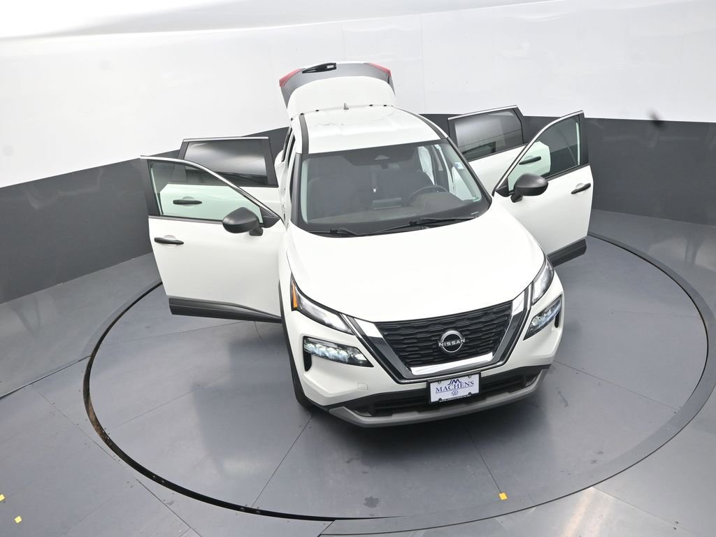 Used 2023 Nissan Rogue S FWD image 31